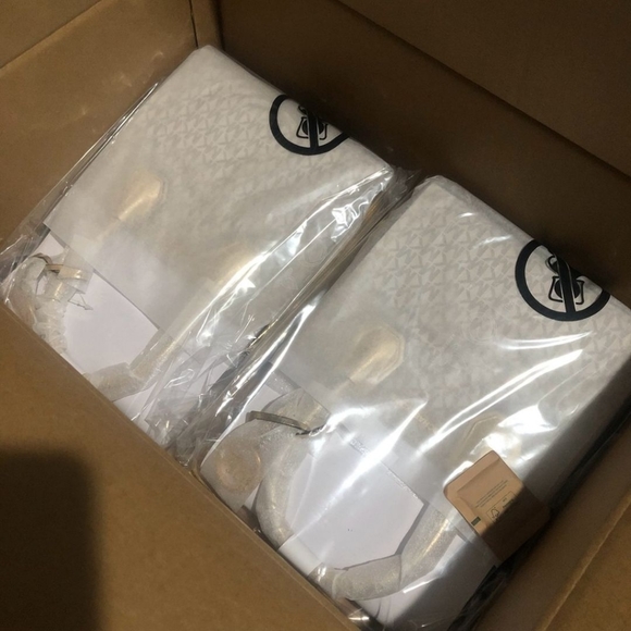 Hand bag - Picture 4 of 6